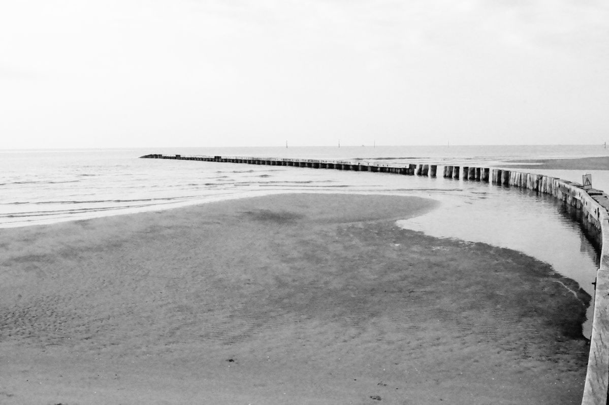 Monochrom am Strand 