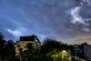 Blitze über der Stadt